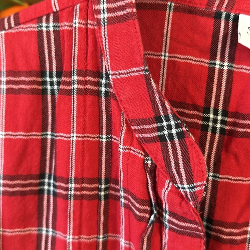 St John’s Bay button down shirt.  Size XL - Picture 3 of 6